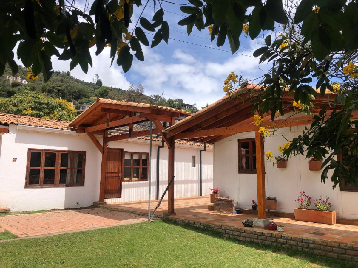 Titue Refugio , Cabanas Ла-Калера Экстерьер фото