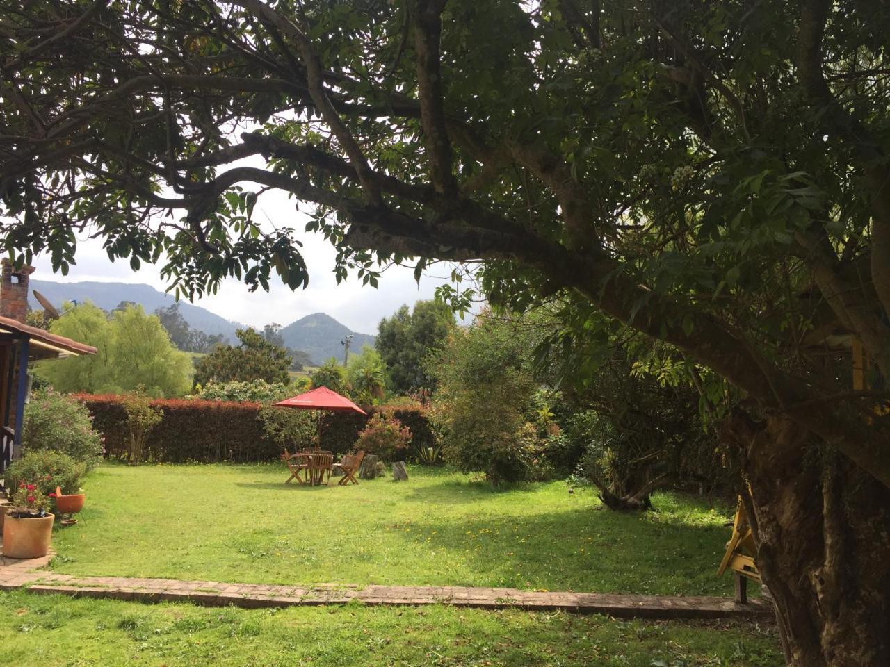 Titue Refugio , Cabanas Ла-Калера Экстерьер фото